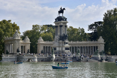 Madrid, Retiro, park, water, standbeeld